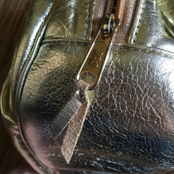 SAS Gold Handbag Leather Hobo Lots of Pockets Shoulder Bag - Picture 13 of 16